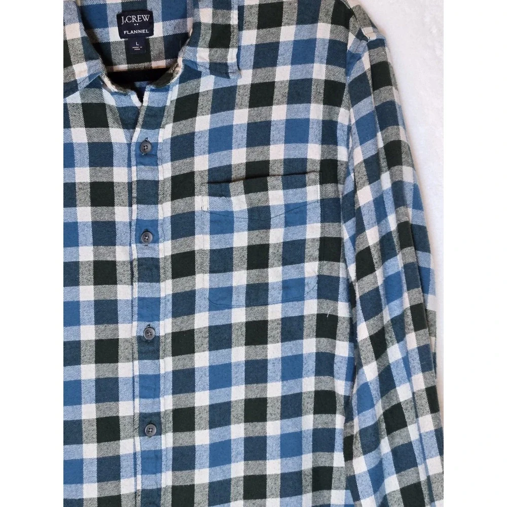 J. Crew Flannel Shirt‎ Men's Large Slim Fit Blue/White Button Down Plaid